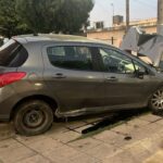 256299-choque-en-cordoba-un-auto-impacto-contra-un-domo-policial