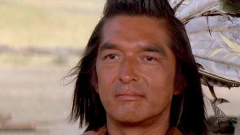 Murió Graham Green, mítico coprotagonista de «Danza con lobos»