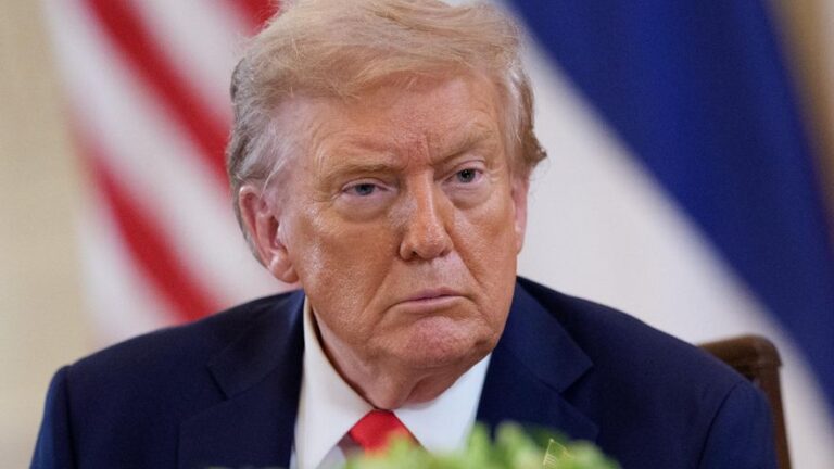 Trump informa del ataque de EEUU a una embarcación con drogas acusada de zarpar de Venezuela