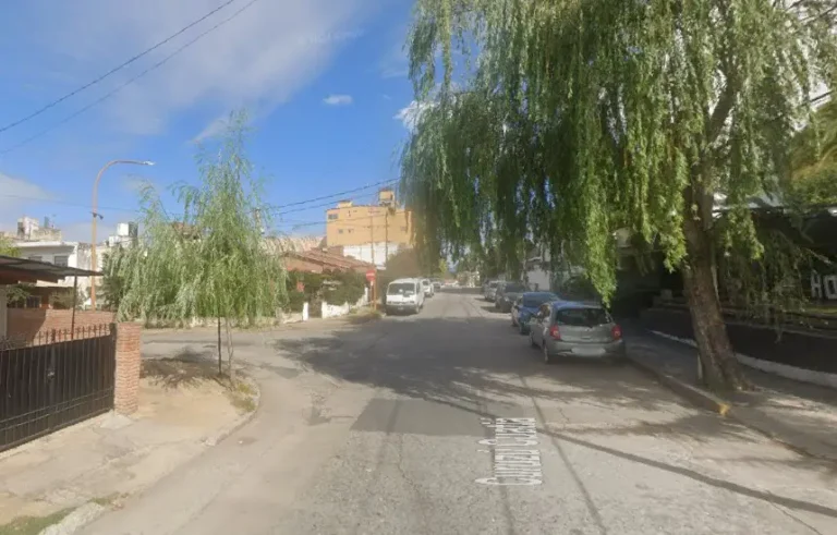 Brutal asalto a una pareja de jubilados en Carlos Paz: el hombre está internado en grave estado