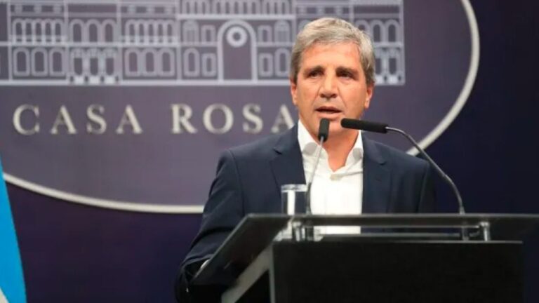 Luis Caputo: «Nada va a cambiar, ni en lo fiscal, ni en lo monetario y cambiario»