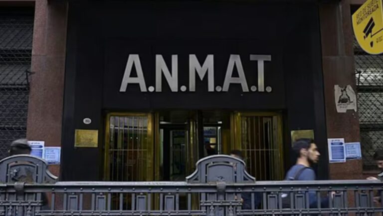 Fentanilo contaminado: allanaron la casa de la titular de la ANMAT y secuestraron su celular
