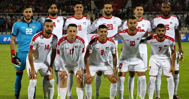 Fútbol en las ruinas: la selección palestina, el exilio eterno y un técnico con 250 muertos sobre los hombros