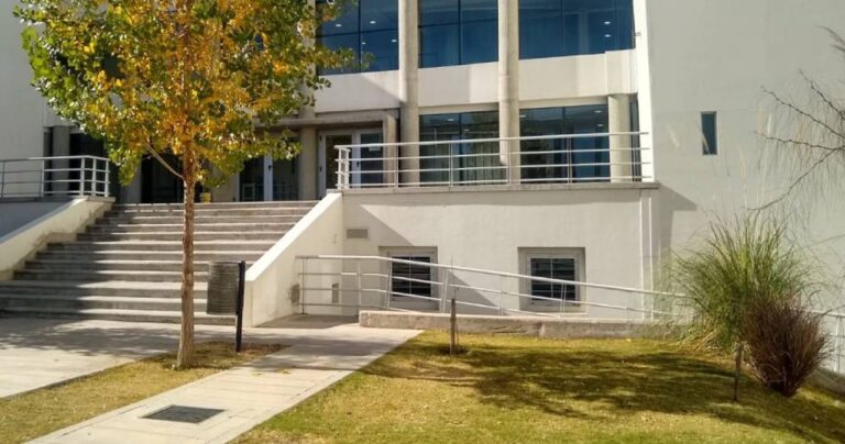 Córdoba: condenan a una clínica psiquiátrica por el suicidio de una paciente internada