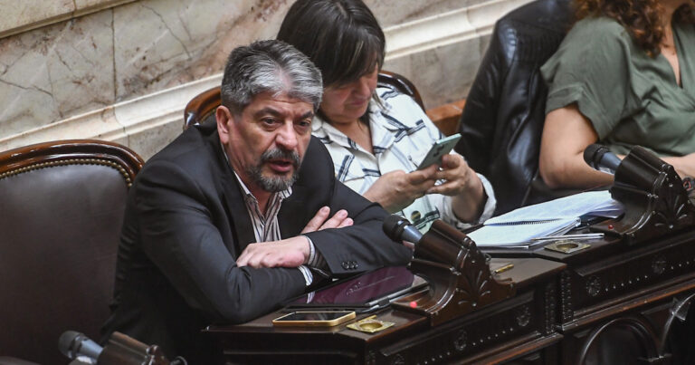 Buscan intervenir al Poder Judicial de Santa Cruz en medio del grave conflicto que enfrenta al kirchnerismo con el gobernador Claudio Vidal