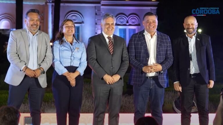 Córdoba lanzó su temporada de verano con el Cucú como gran protagonista