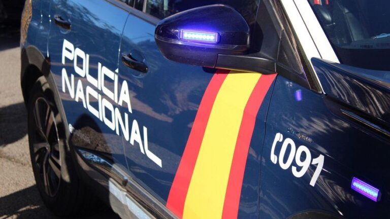 Detenido por violar a su hija de 8 años en su casa de Madrid junto a dos hombres