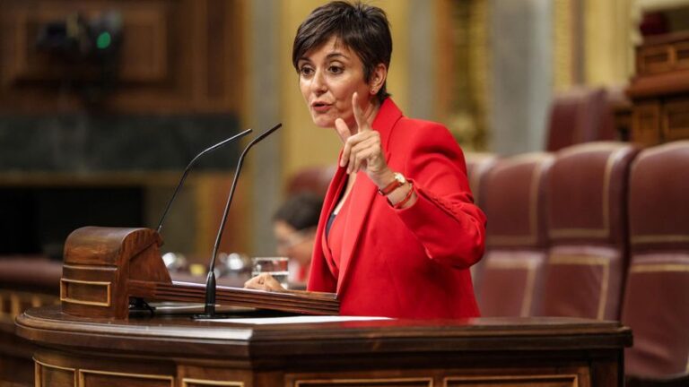 Isabel Rodríguez: «Plantearía un 155 para intervenir la competencia en vivienda de Madrid»
