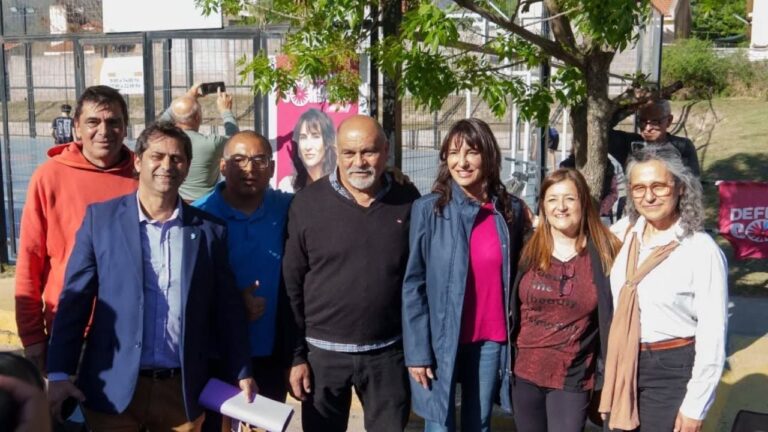 Homenajearon al ex gobernador de la Sota en Valle Hermoso