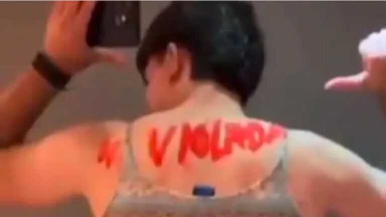 Qué dijo la directora de la escuela del joven que se disfrazó de «mujer violada»