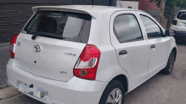 Una mujer sufrió traumatismo de cráneo tras un choque en Carlos Paz