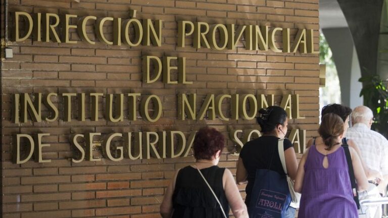 España no exige a los jubilados acreditar que siguen vivos para cobrar la jubilación
