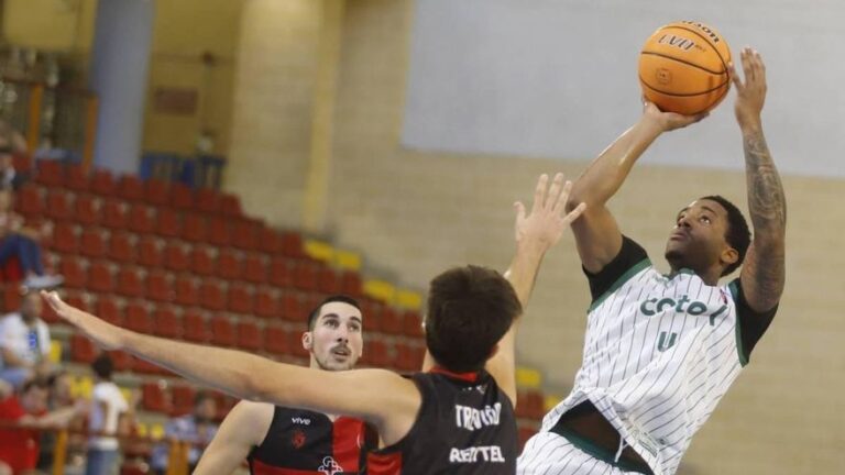 El Coto Córdoba de Baloncesto encara un atractivo derbi autonómico
