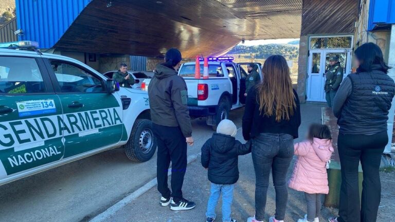Desbaratan red que traficaba personas y contrabando entre Chile y Argentina