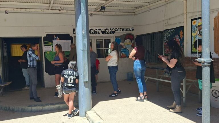 A minutos del cierre, votó más de la mitad del padrón en Villa Carlos Paz
