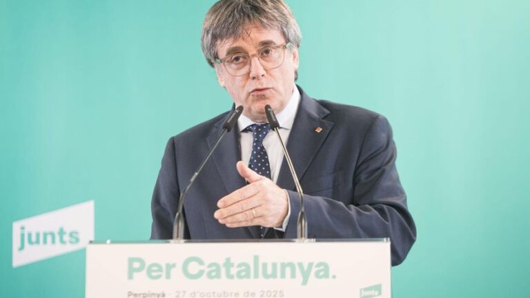 Puigdemont anuncia la ruptura con el PSOE: «No ayudaremos a un Gobierno que no ayuda a Cataluña»