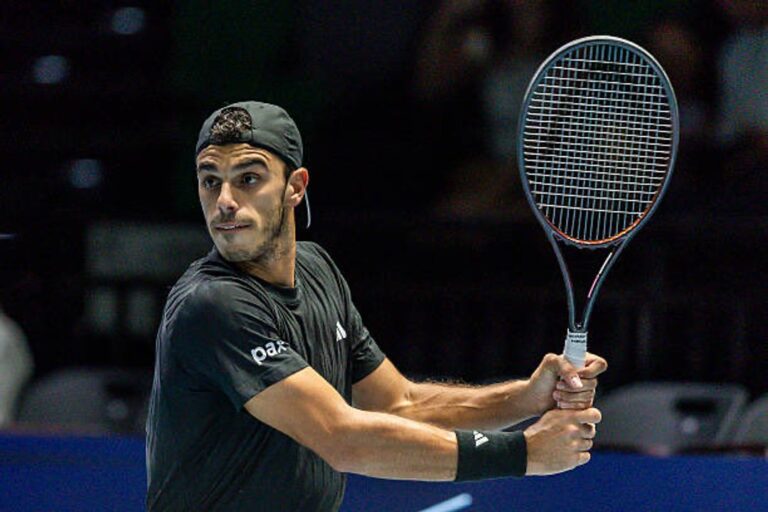 Francisco Cerúndolo sufrió, pero está en octavos del Masters de París
