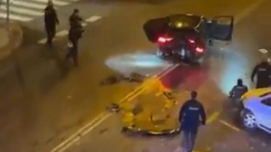 2329442-embisten-y-tirotean-en-madrid-a-un-coche-desde-otros-vehiculos-para-secuestrar-al-conductor