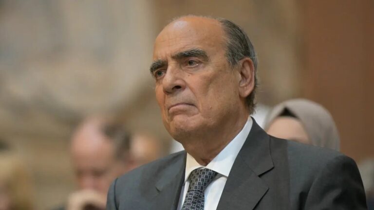 Guillermo Francos renunció a la Jefatura de Gabinete
