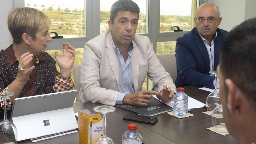 2331388-dirigentes-del-pp-valenciano-piden-una-salida-a-la-crisis-con-mompo-de-nuevo-lider