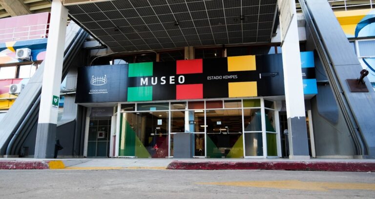 Memorias del 78: Una Noche de los Museos mundialista iluminará el Kempes