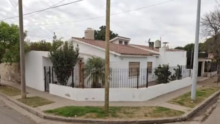Un hombre murió al caerle encima su vehículo en barrio Mitre