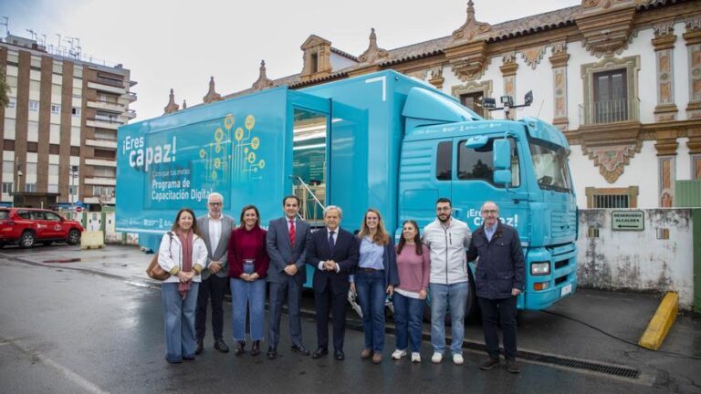 La Diputación de Córdoba incorpora un aula móvil al proyecto ‘Eres Capaz’