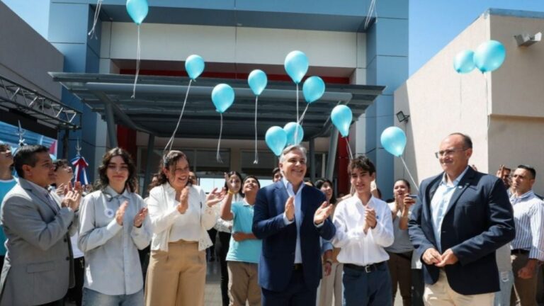 Llaryora destacó que la ciudad será un futuro polo educativo regional