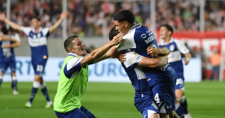Victoria tripera: Gimnasia derrotó 2-1 a Unión y jugará con Barracas en cuartos