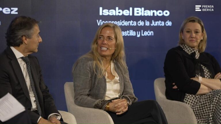 La capacidad de la red eléctrica y el impacto de la IA en la administración y en las aulas emergen entre los retos que afrontan las comunidades