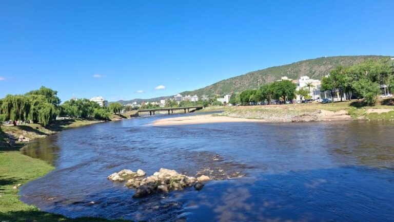 Inestabilidad y lluvias marcan el inicio de diciembre en Carlos Paz