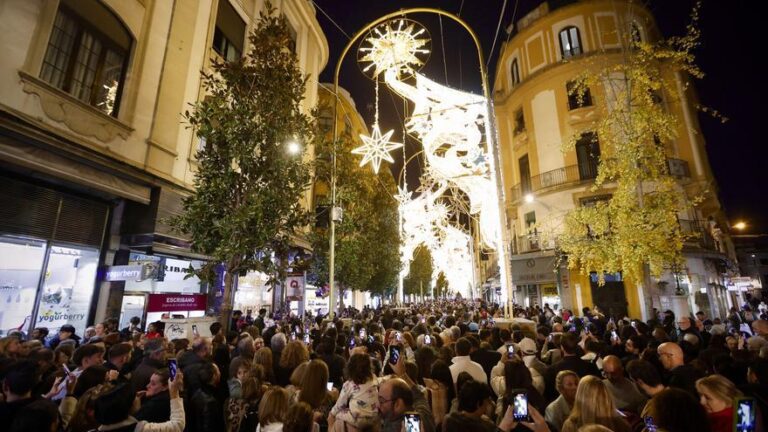 Córdoba vive una Navidad XXL: espectáculo de luz, drones, Patios y más de 400 planes para las fiestas