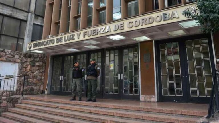 Condenaron a los líderes de Luz y Fuerza por desviar fondos millonarios