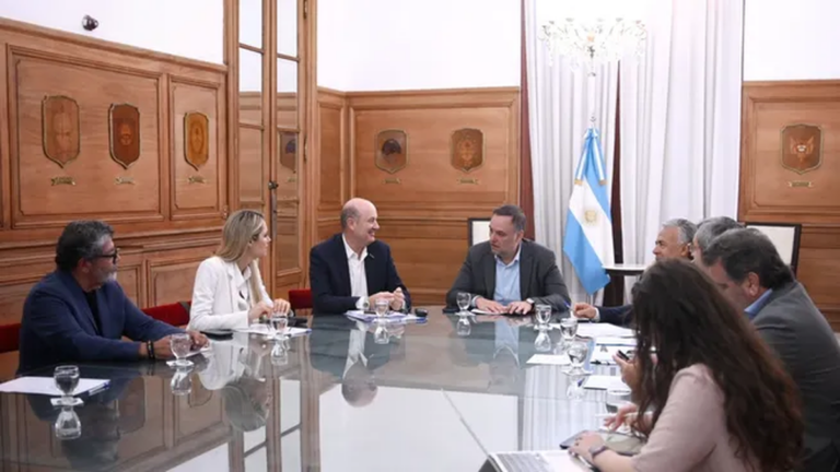 El Consejo de Mayo se reúne por última vez en la previa a las sesiones extraordinarias