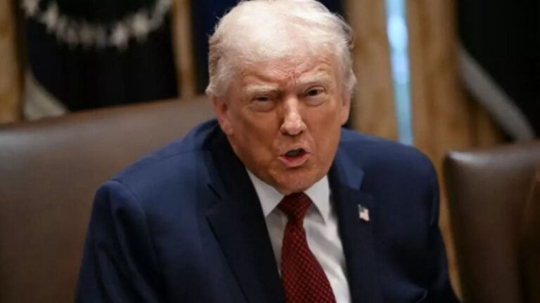 Trump ordenó el bloqueo de los barcos petroleros que entran y salen de Venezuela