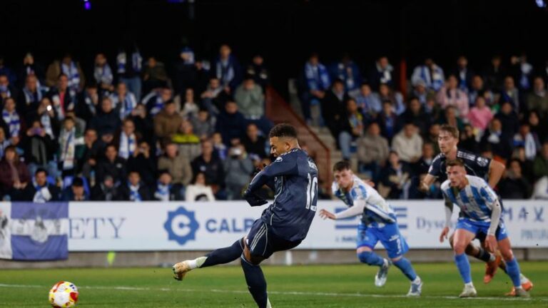 Cuadra Fernández y Mbappé arruinan al Talavera y salvan a Xabi