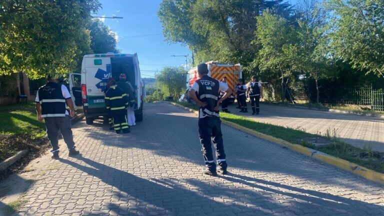 Explosión en Carlos Paz: el vecino herido continúa en terapia intensiva