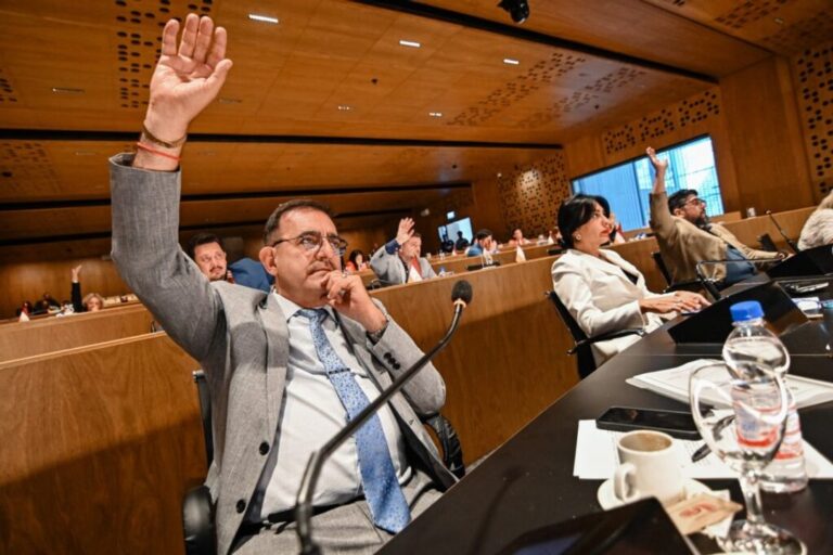 El Presupuesto aprobado en el Concejo Deliberante incluye recortes en las tasas de Comercio