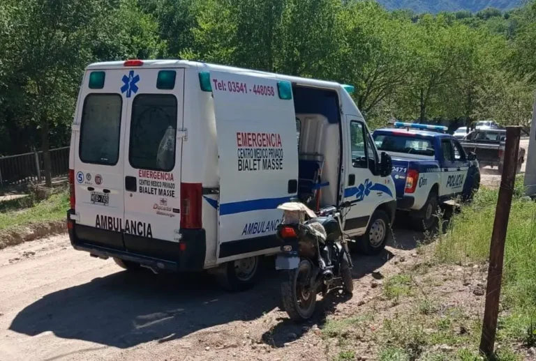 Un motociclista resultó herido tras chocar con una camioneta en Bialet Massé