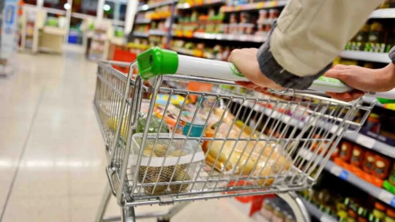 Ventas en supermercados crecieron 1,6% en octubre, según Indec