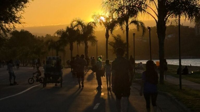 En qué localidad hizo la temperatura más alta de Córdoba?