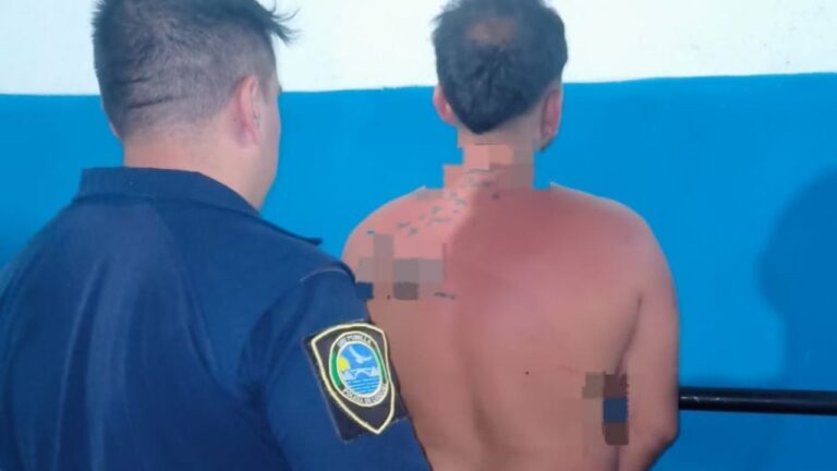Pelea callejera en barrio La Cuesta terminó con dos detenidos