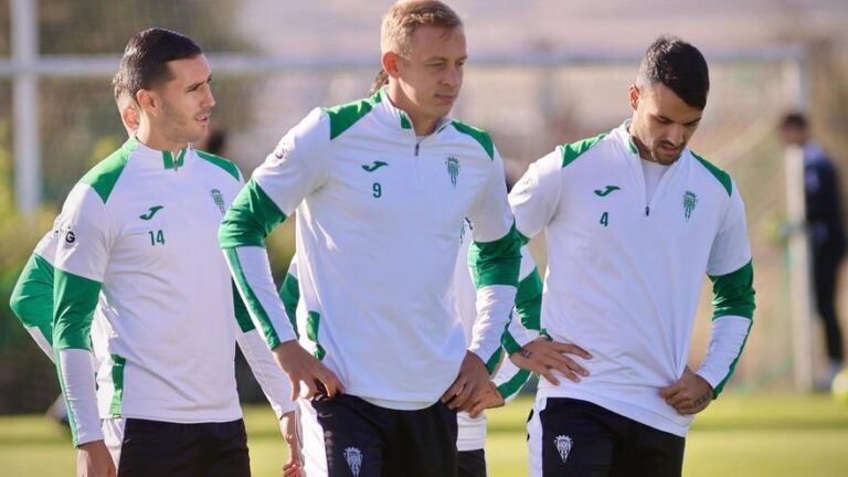 Nikolai Obolskii, de nuevo en la rampa de salida del Córdoba CF