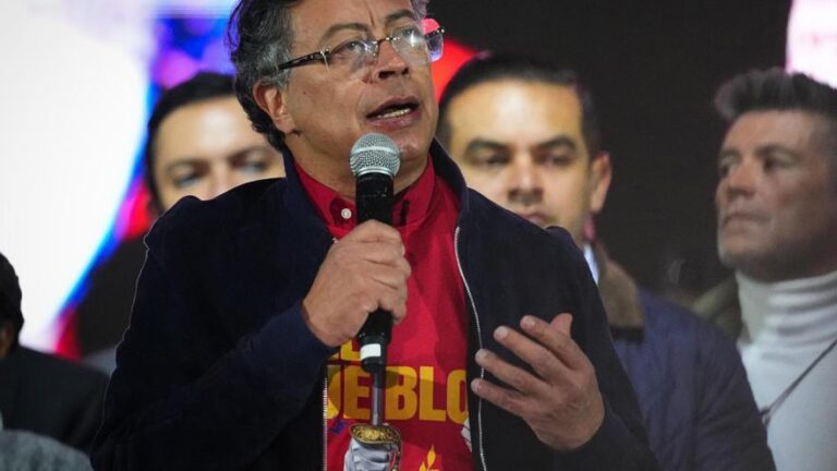 Petro informa que su Gobierno ha podido ubicar la zona del Pacífico donde fueron atacadas las últimas supuestas «narcolanchas» por EEUU