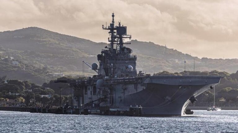 Así es el USS Iwo Jima, el buque que traslada a Nicolás Maduro a Nueva York