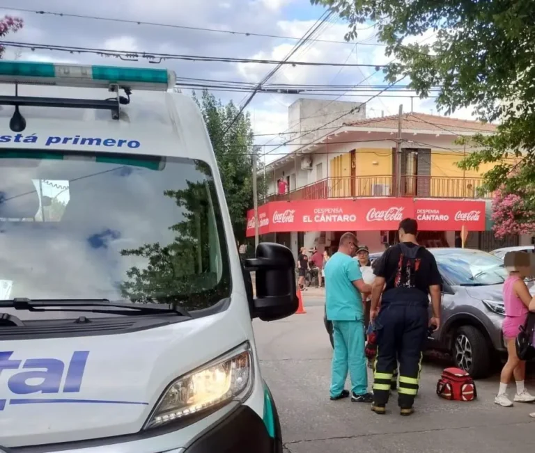 Un auto atropelló a una mujer y a su hijo de 6 años en Carlos Paz