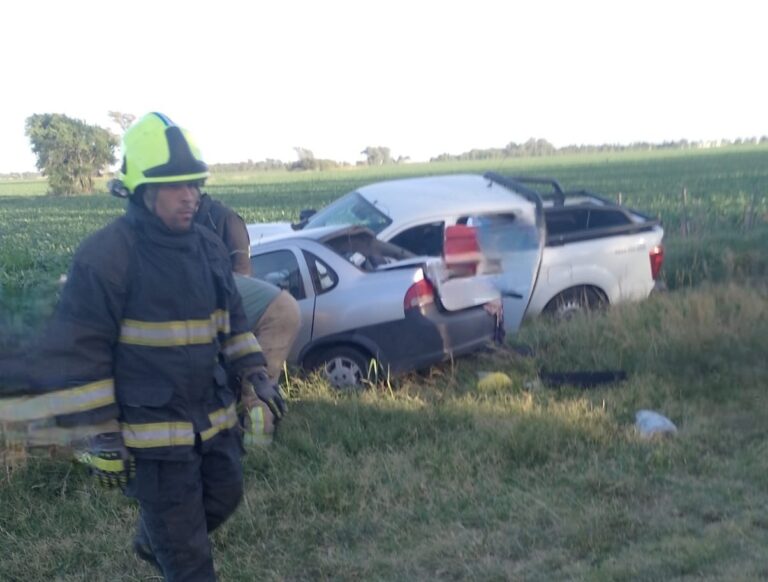 Tragedia vial en el sur de Córdoba: una mujer murió y una niña resultó gravemente herida