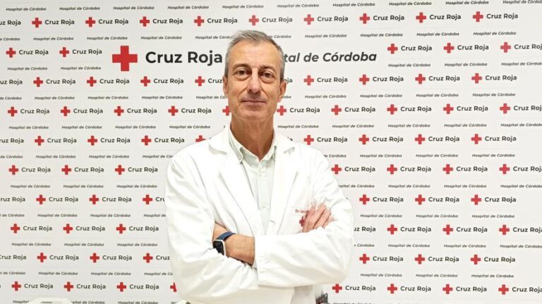 El doctor Rafael Giménez Domenech, nuevo director médico del Hospital Cruz Roja de Córdoba
