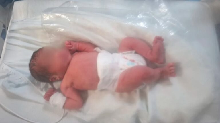 Encontraron a una recién nacida en un tacho de basura en San Martín