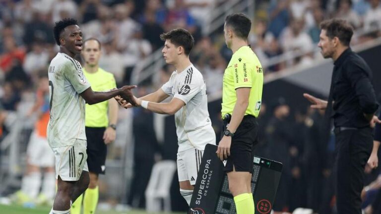 Simeone a Vinicius: «Te va a echar Florentino»